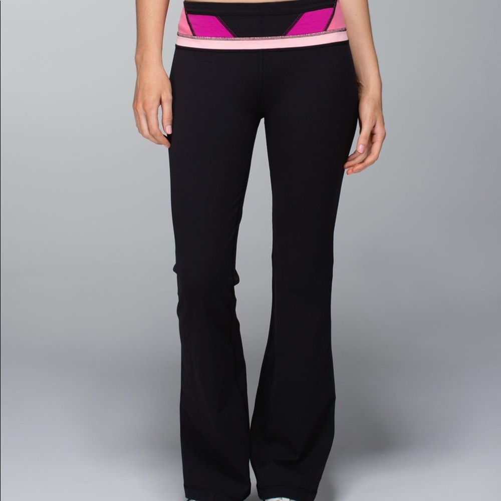 Lululemon Groove Pant II sz 6 in blk/winter quilt